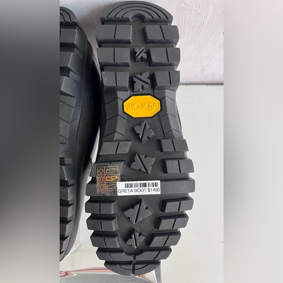 🔴SOLD🔴 THE ROW Greta Lug Sole Winter Chelsea Boot- Black - Picture 12 of 16